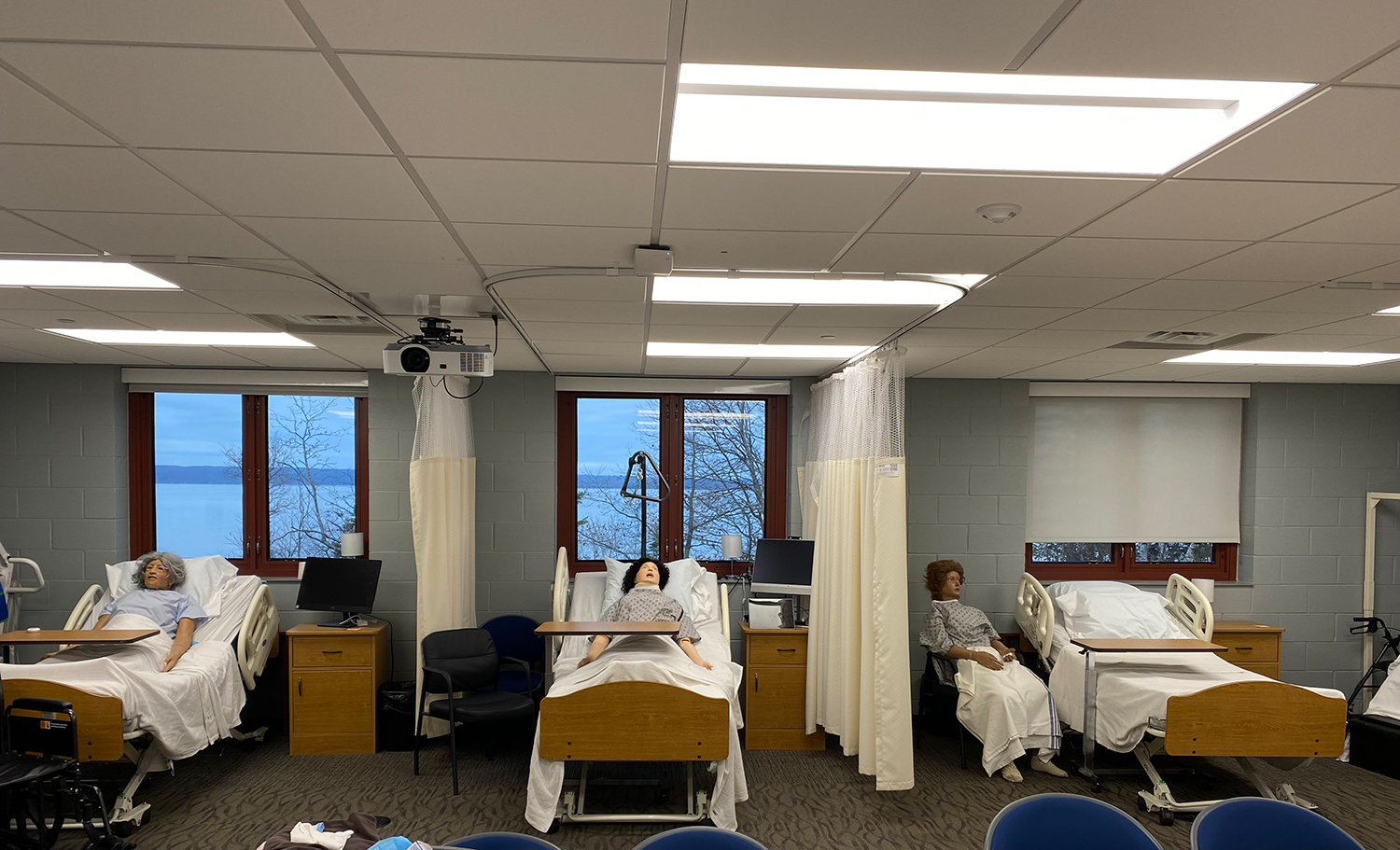 CNA lab mannequins
